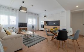 Apartment In The City Center